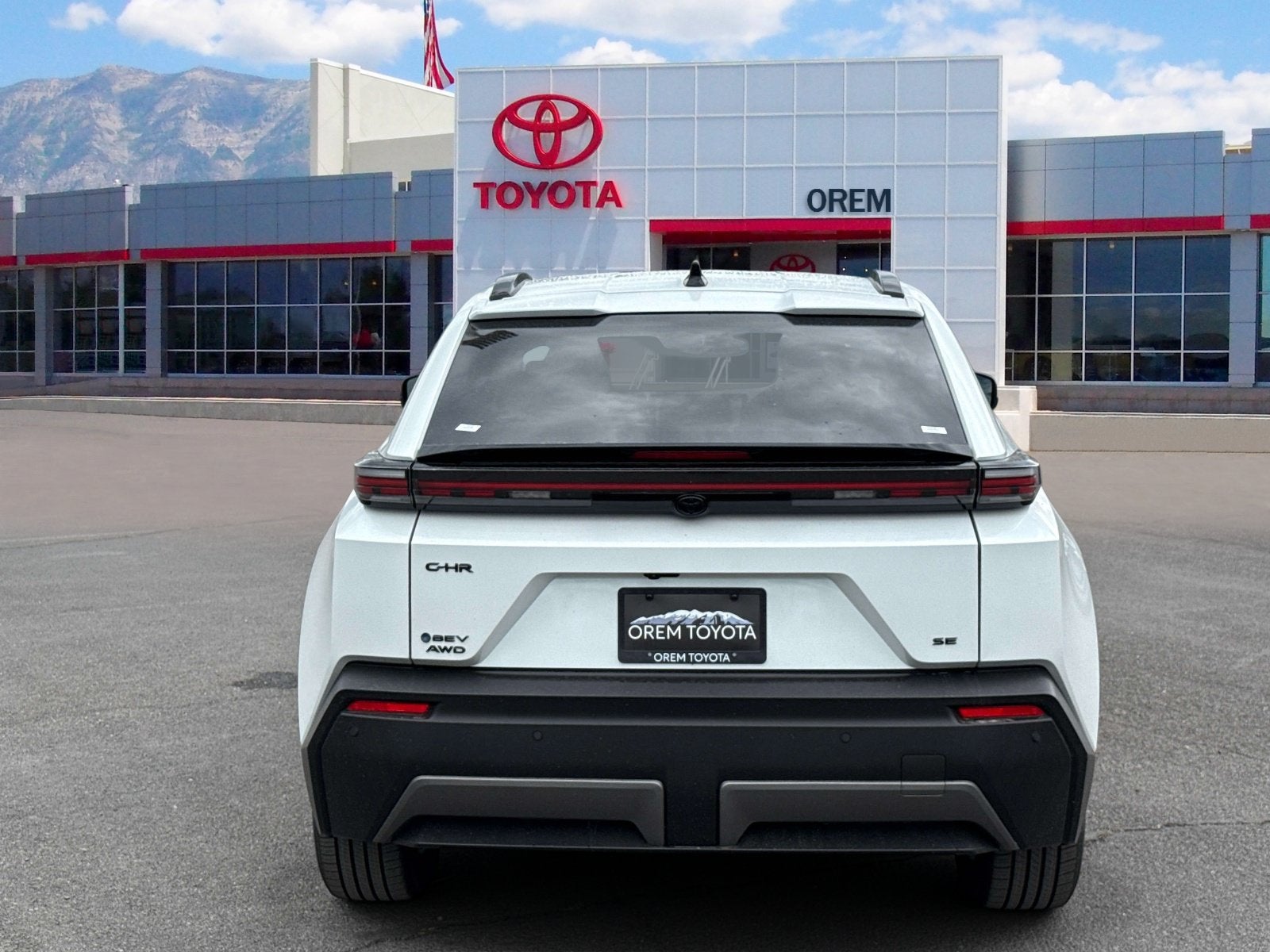 2026 Toyota C-HR SE
