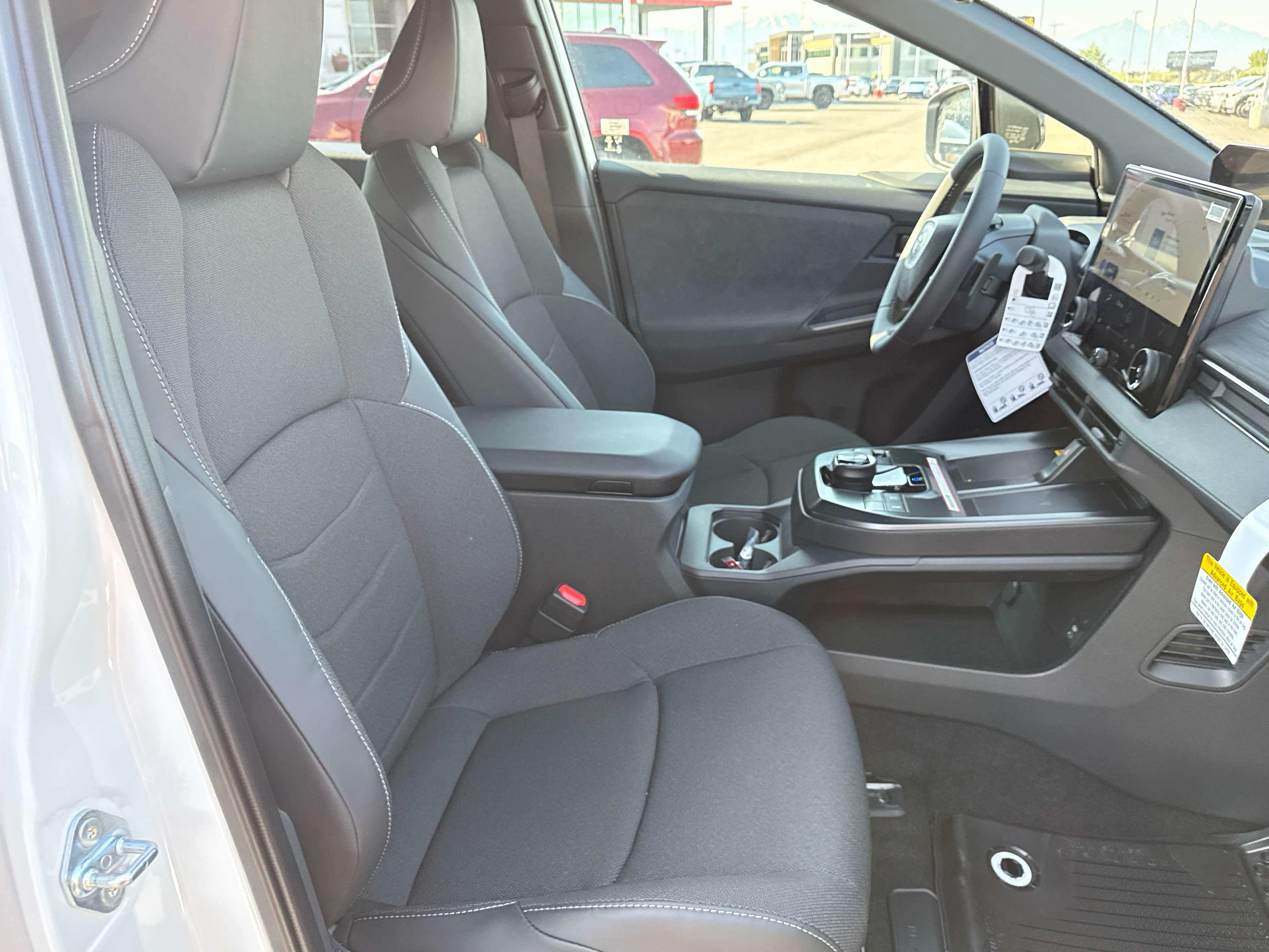 2026 Toyota C-HR SE