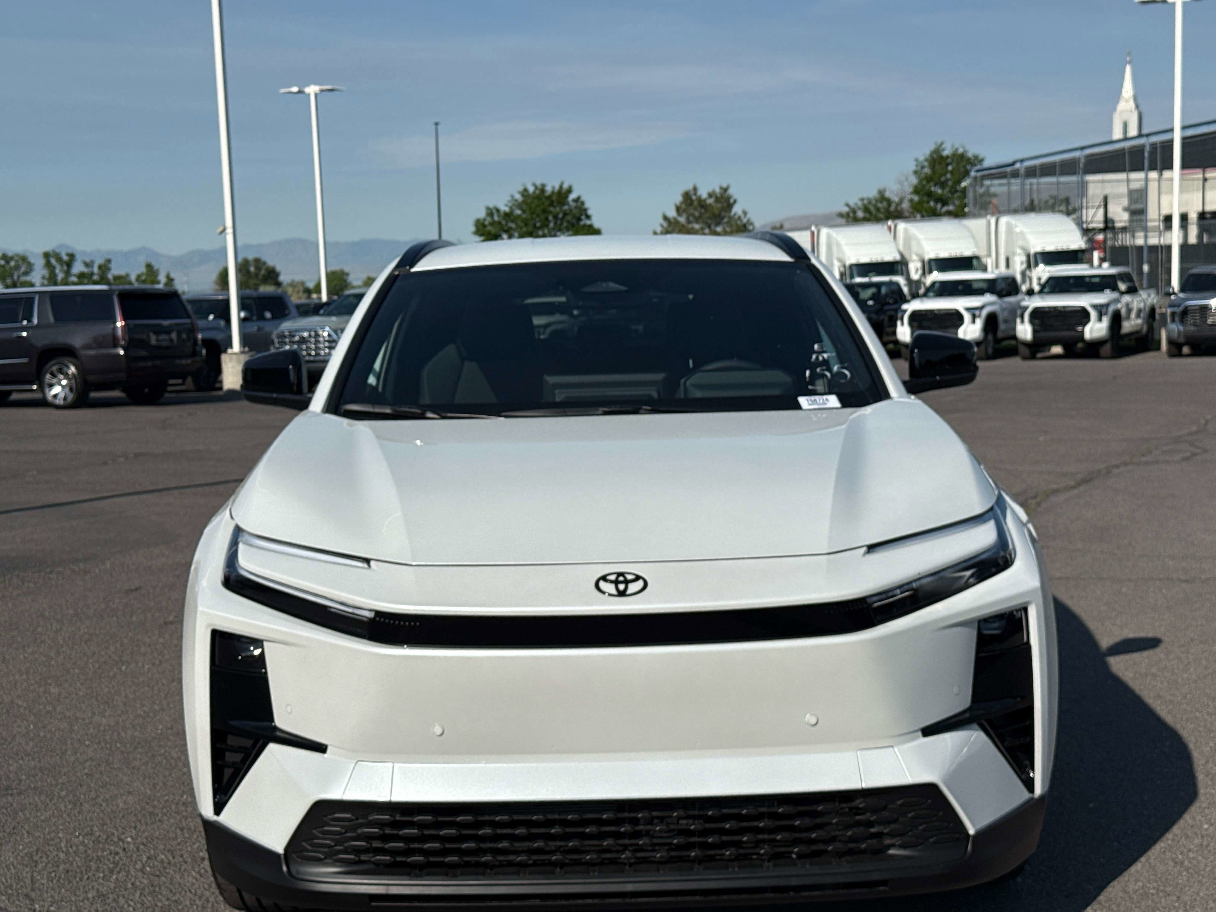 2026 Toyota C-HR SE