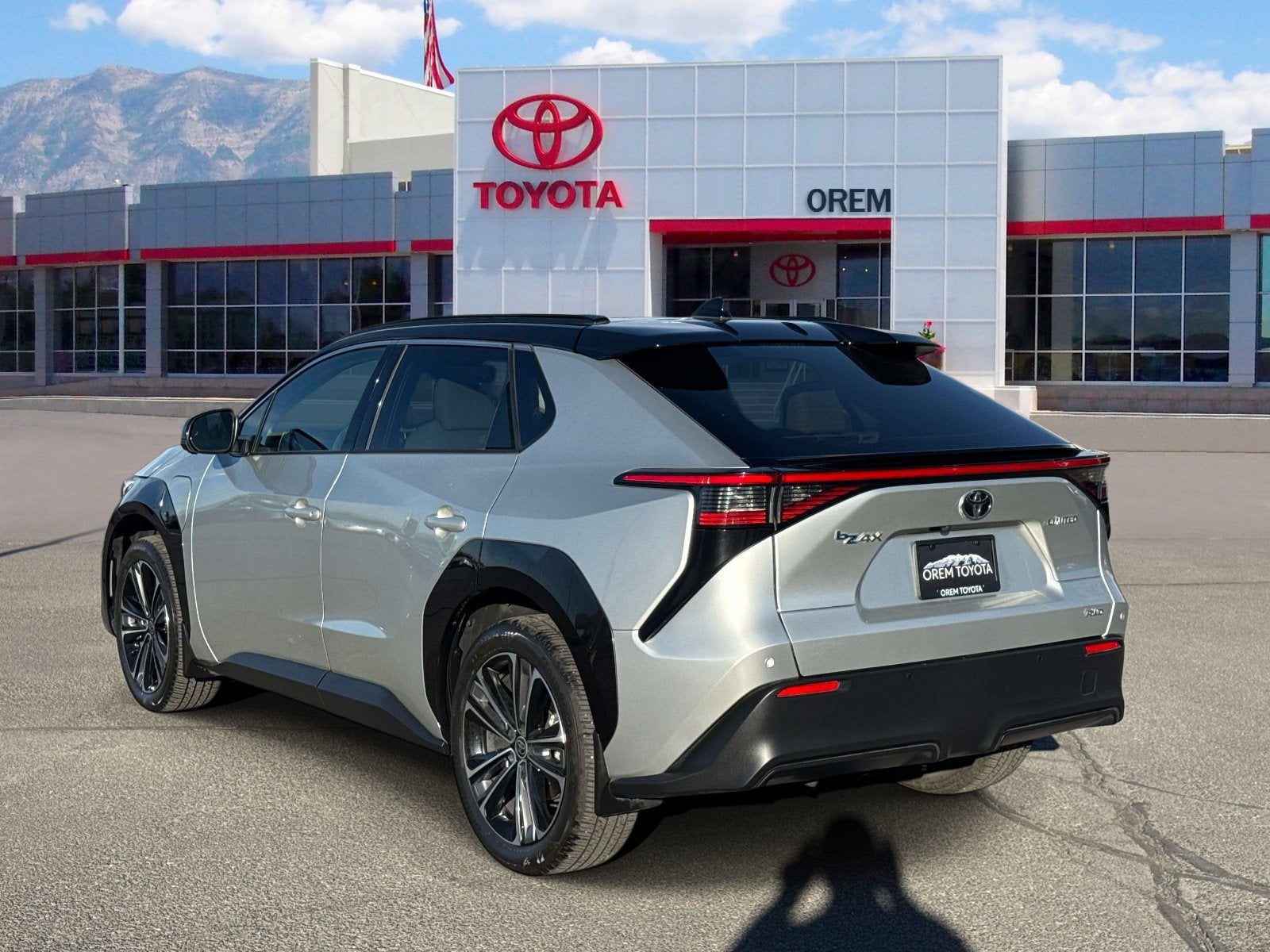2023 Toyota bZ4X Limited