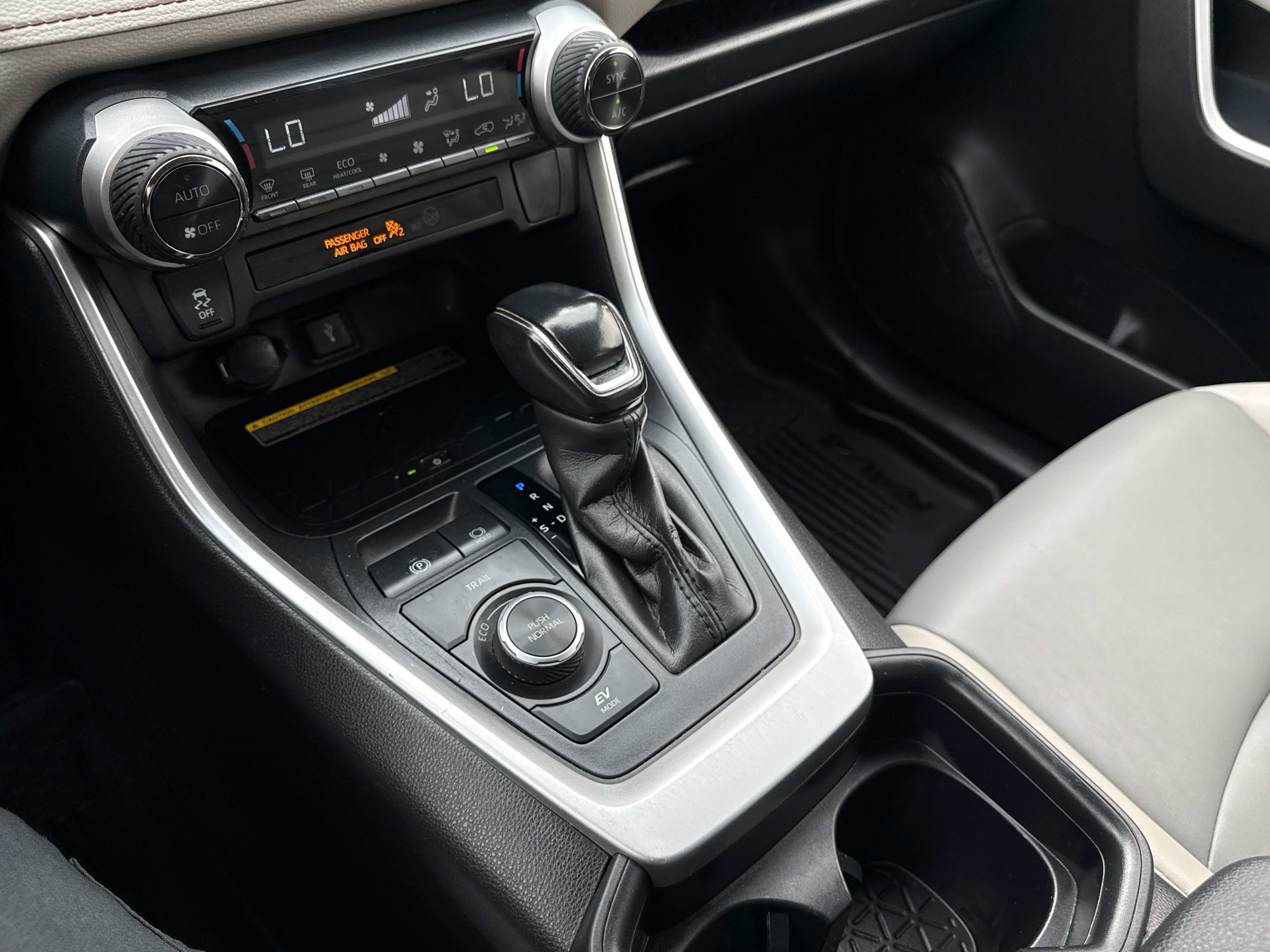 2021 Toyota RAV4 HYBRID Hybrid XLE Premium
