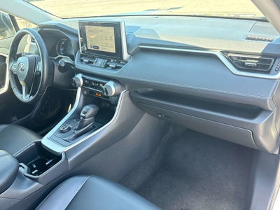 2025 Toyota RAV4 HYBRID Hybrid XLE Premium