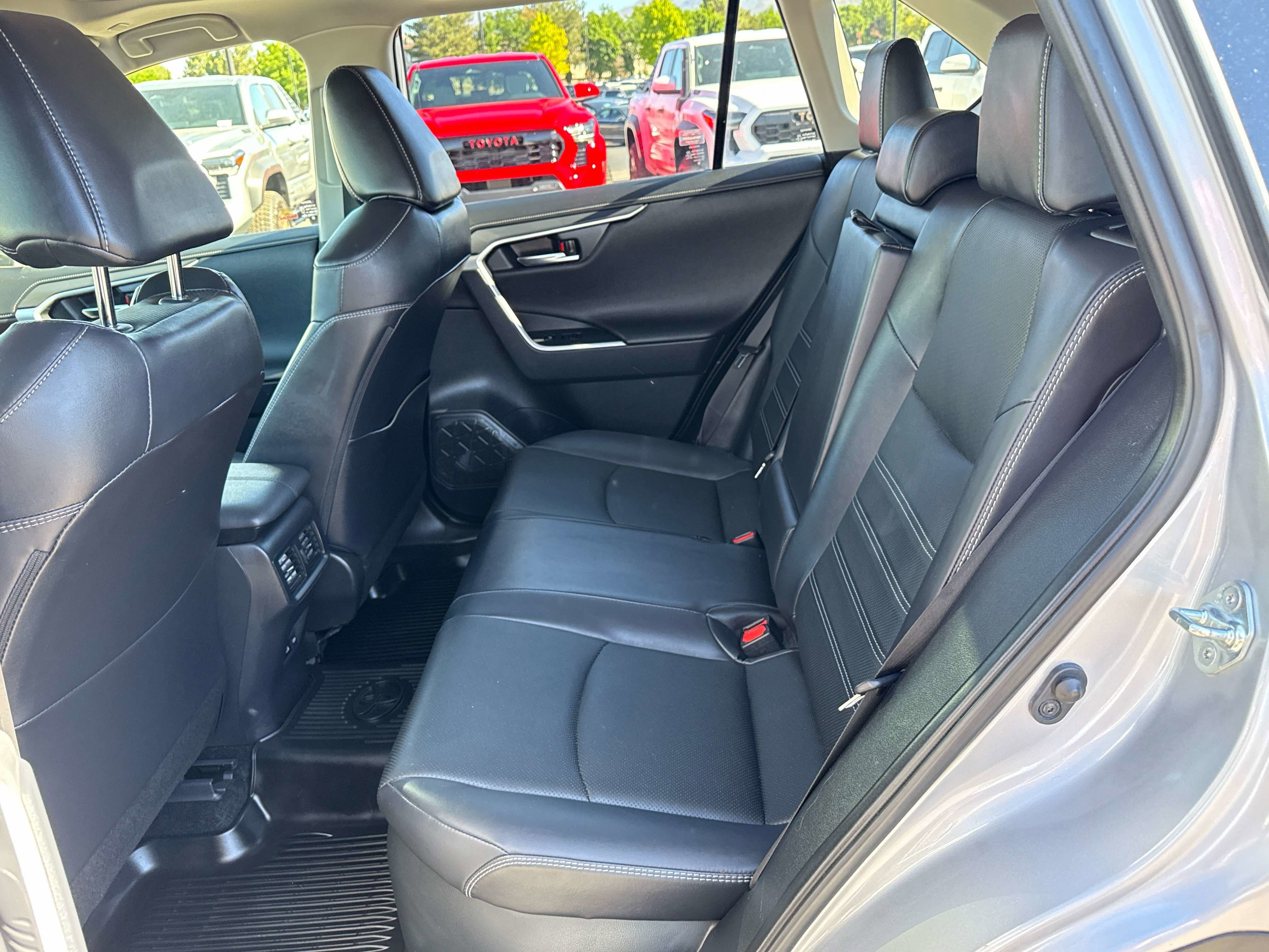 2023 Toyota RAV4 HYBRID Hybrid Limited