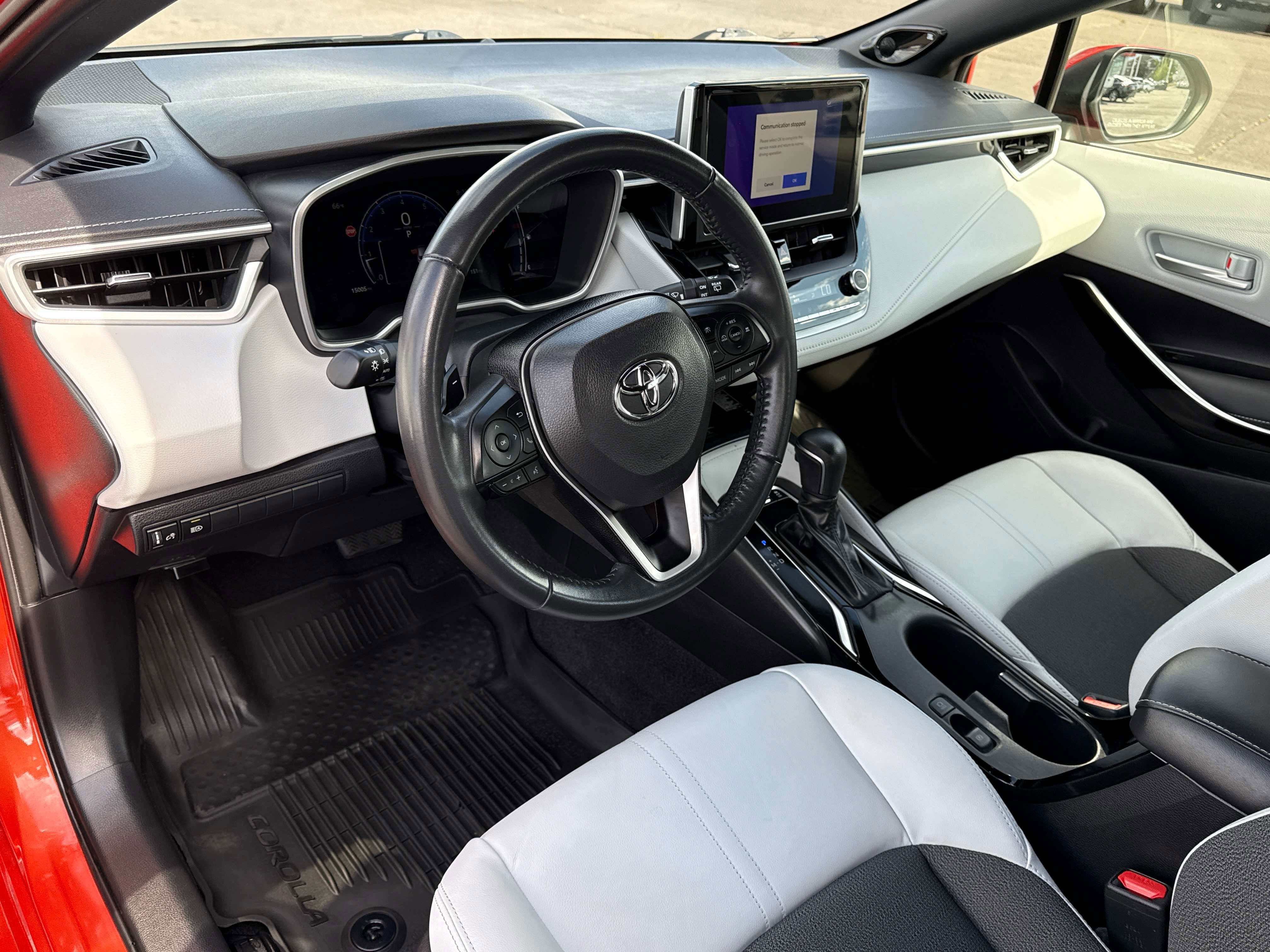 2025 Toyota COROLLA HATCHBACK XSE