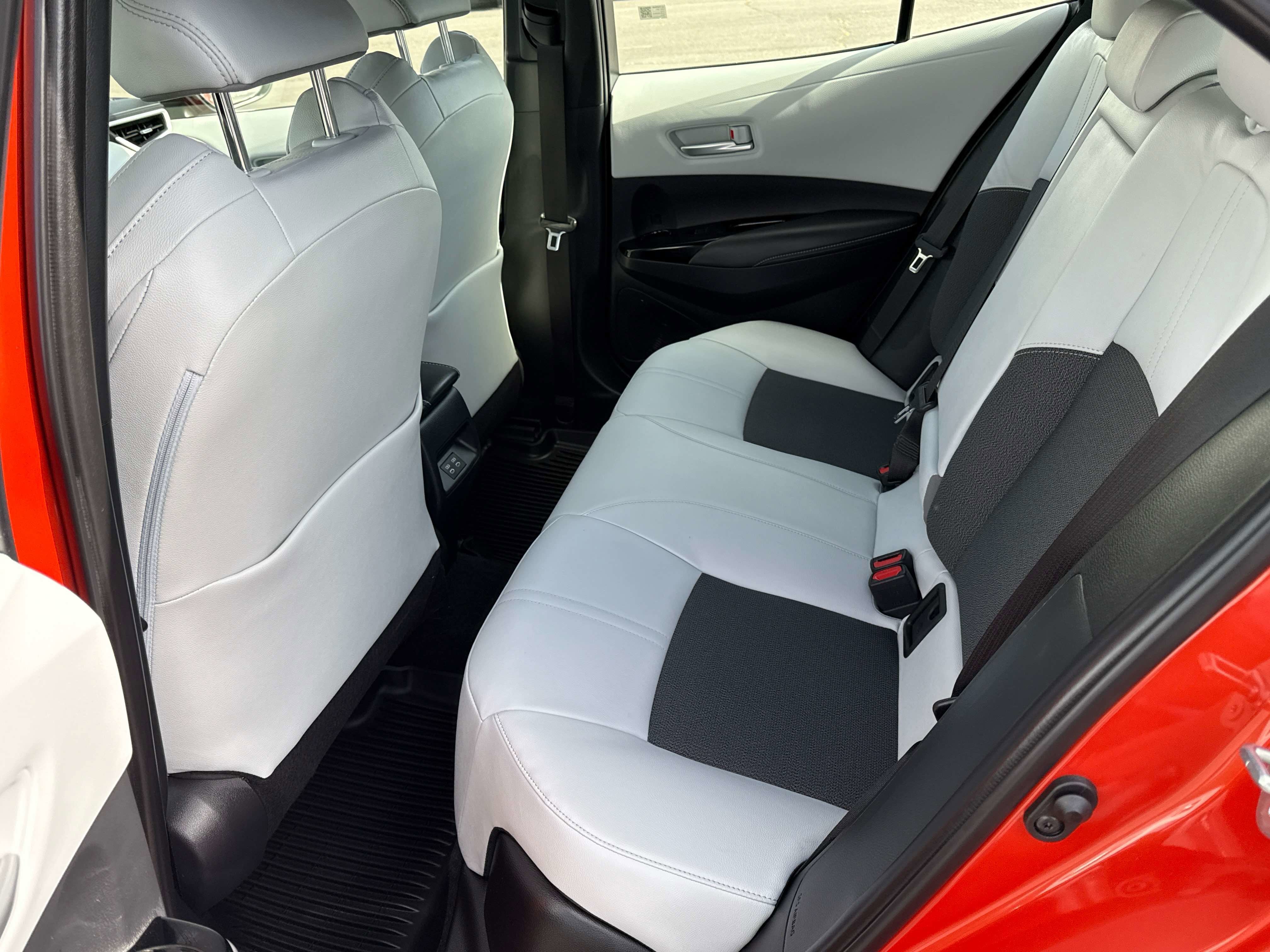 2025 Toyota COROLLA HATCHBACK XSE