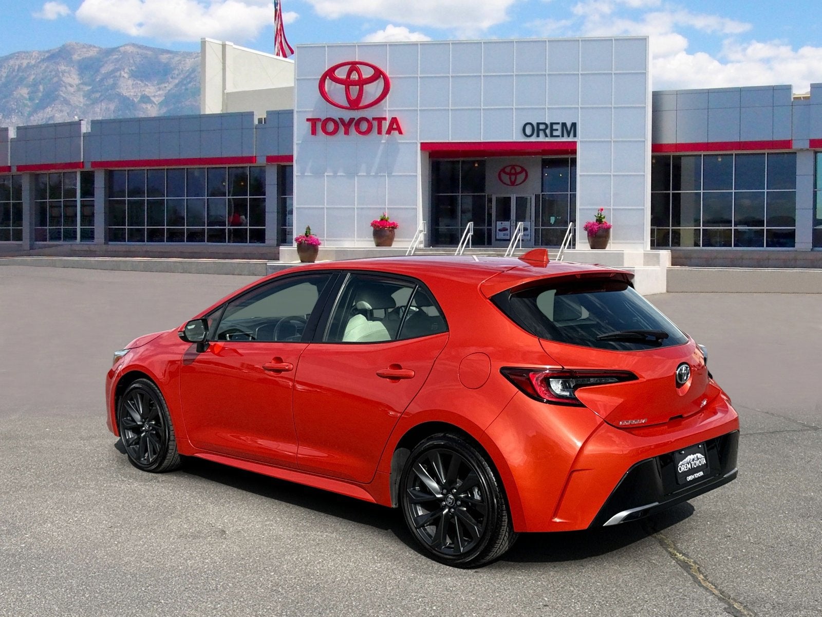 2025 Toyota COROLLA HATCHBACK XSE
