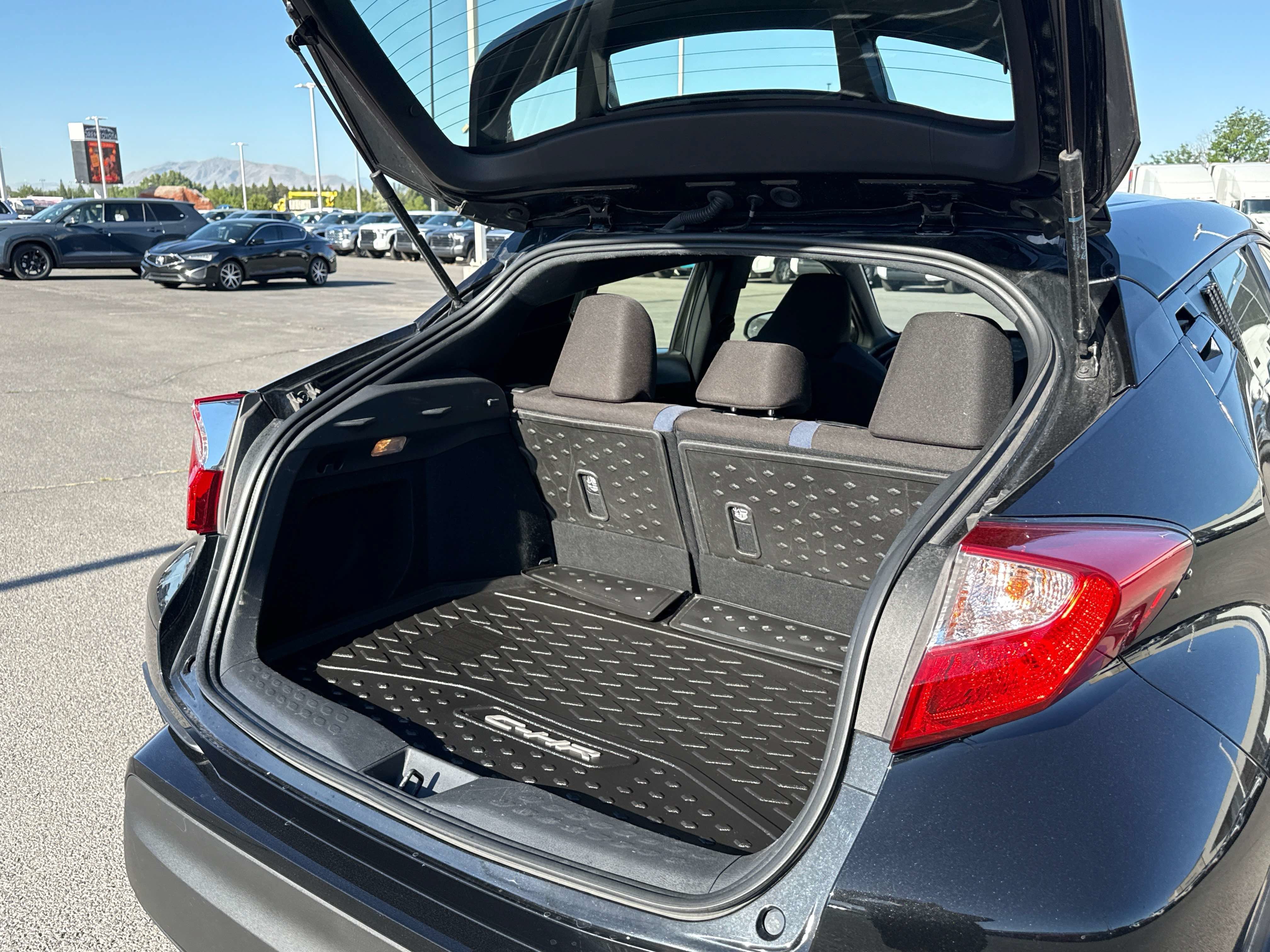 2021 Toyota C-HR XLE