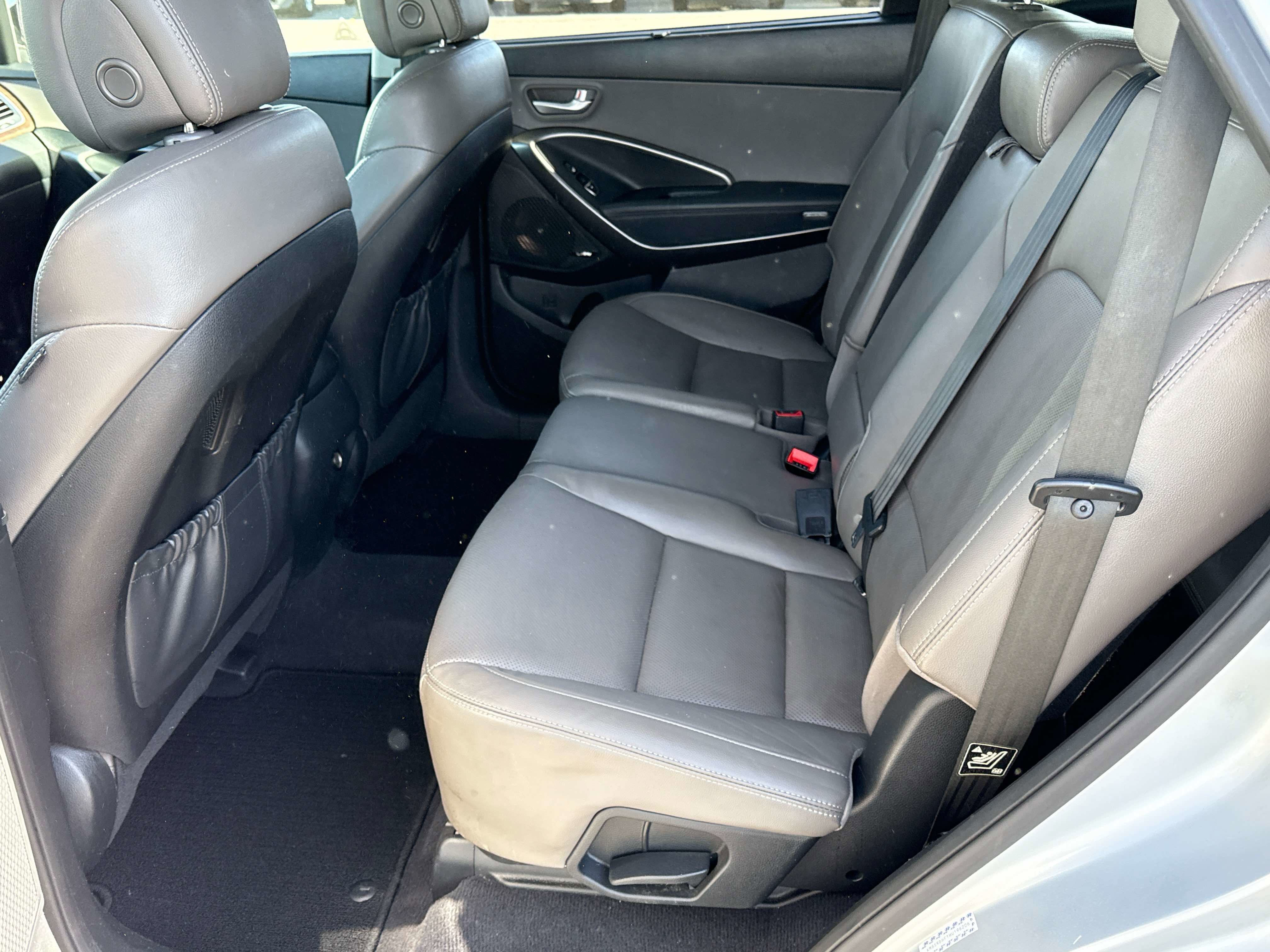 2017 Hyundai Santa Fe SE Ultimate