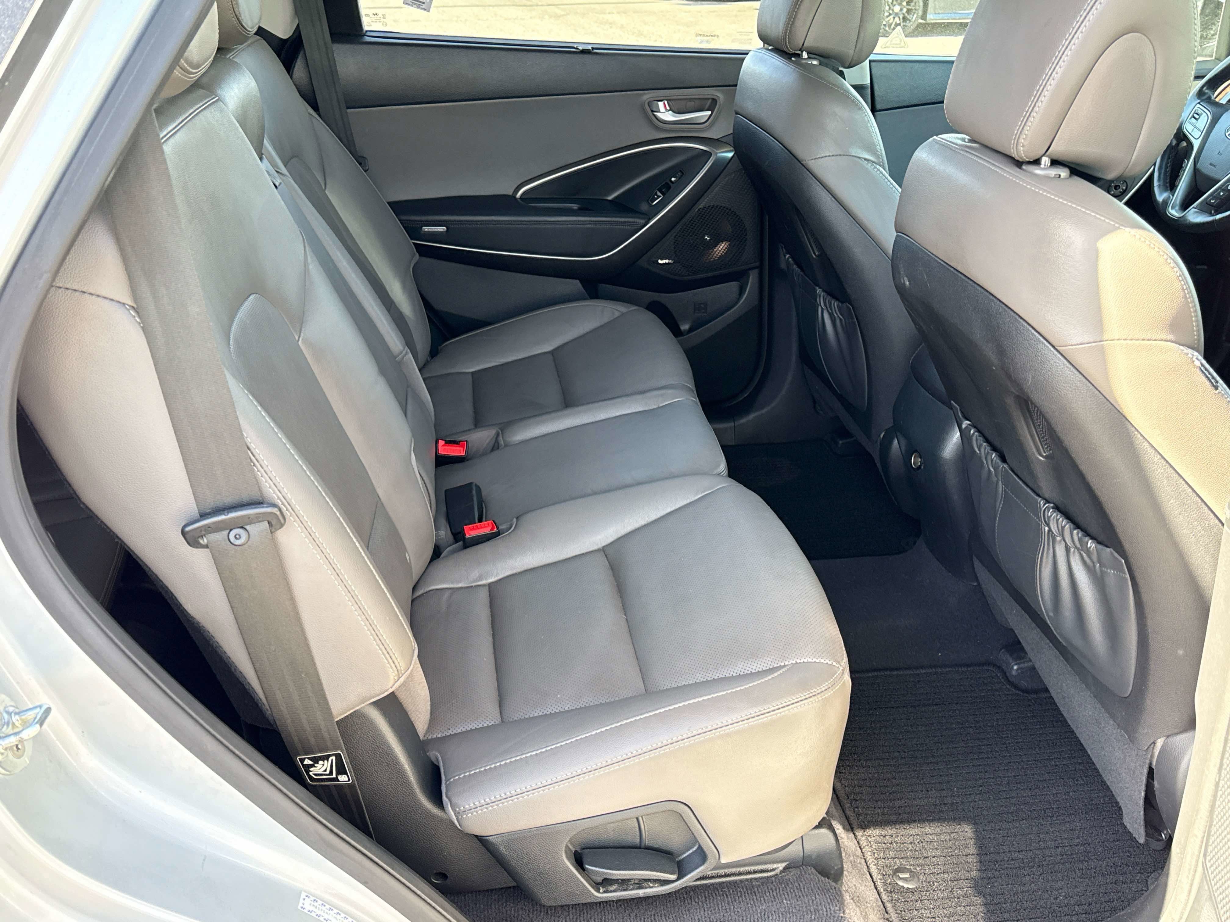 2017 Hyundai Santa Fe SE Ultimate