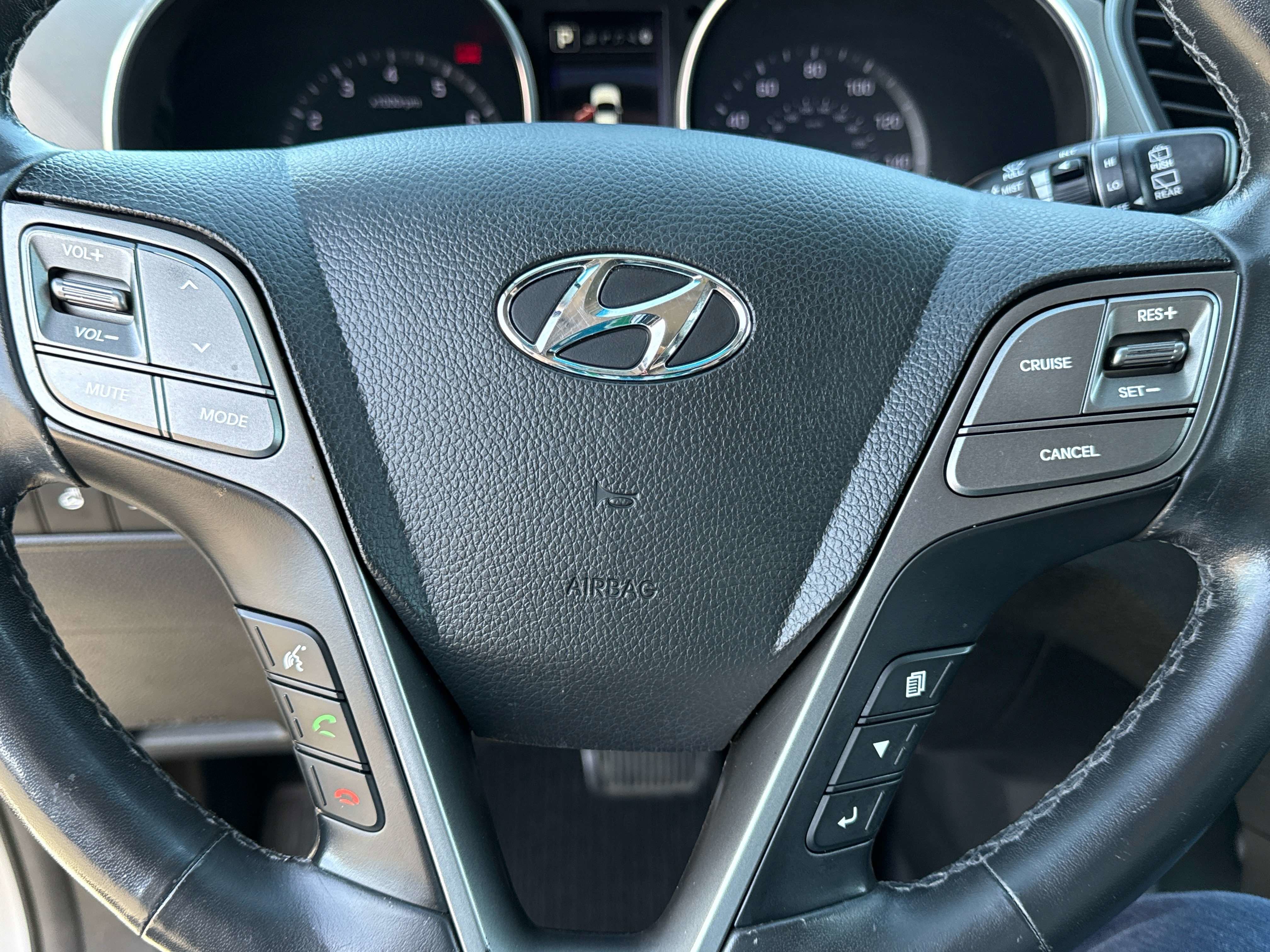 2017 Hyundai Santa Fe SE Ultimate