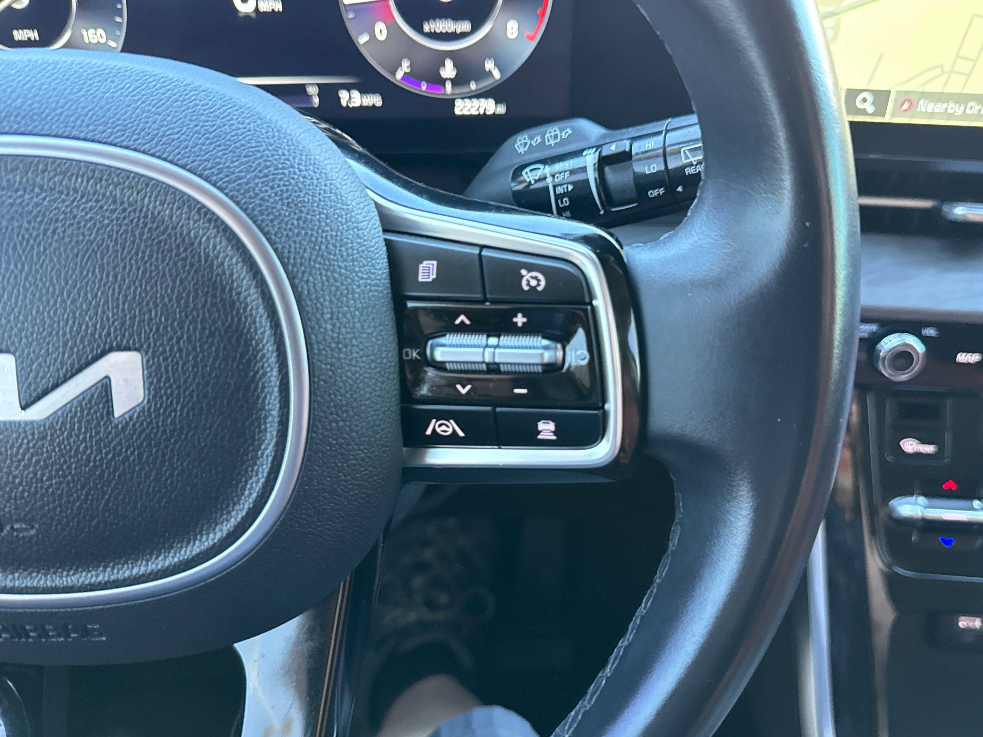 2024 Kia Carnival SX