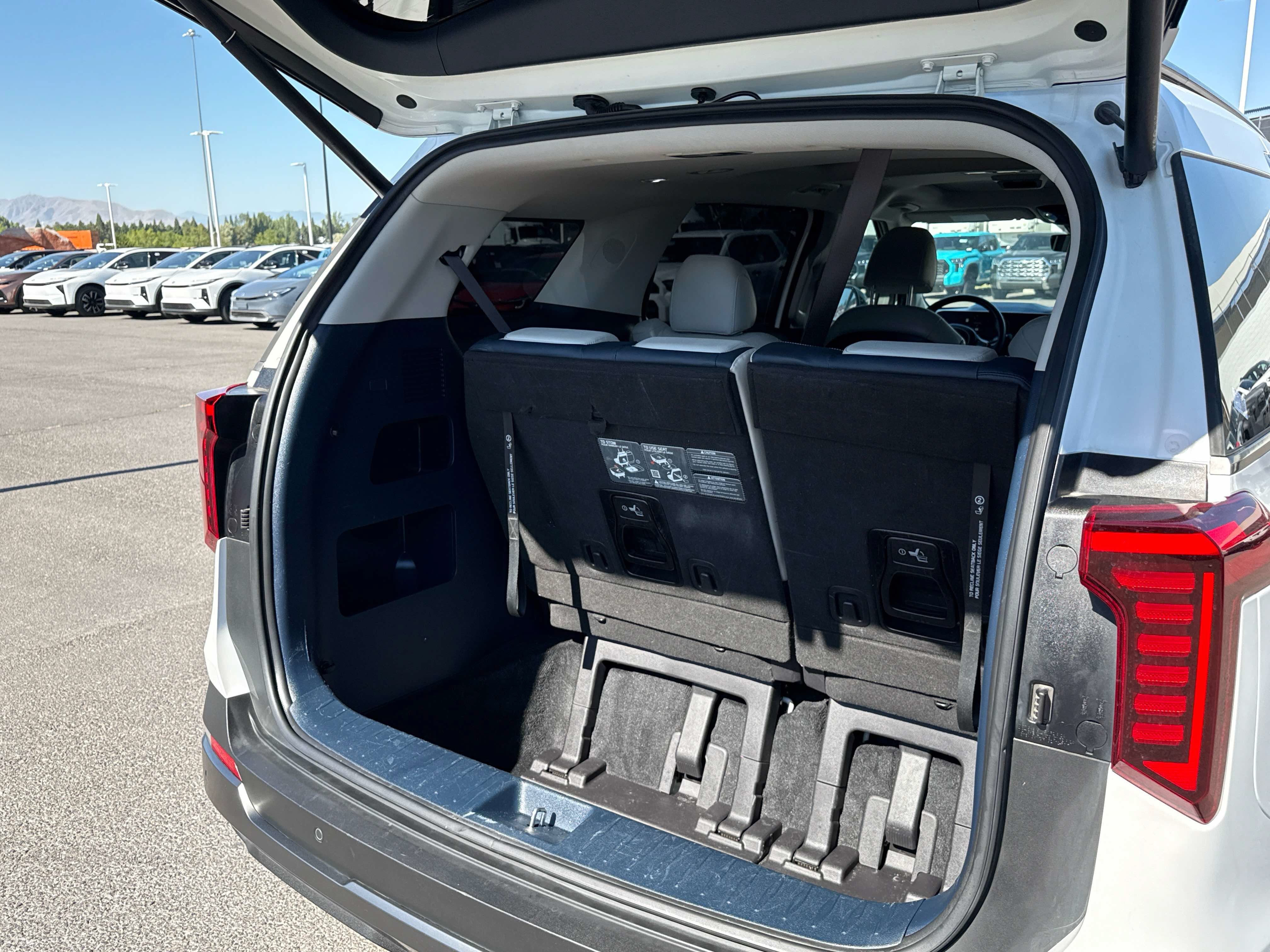 2025 Kia Carnival SX Prestige