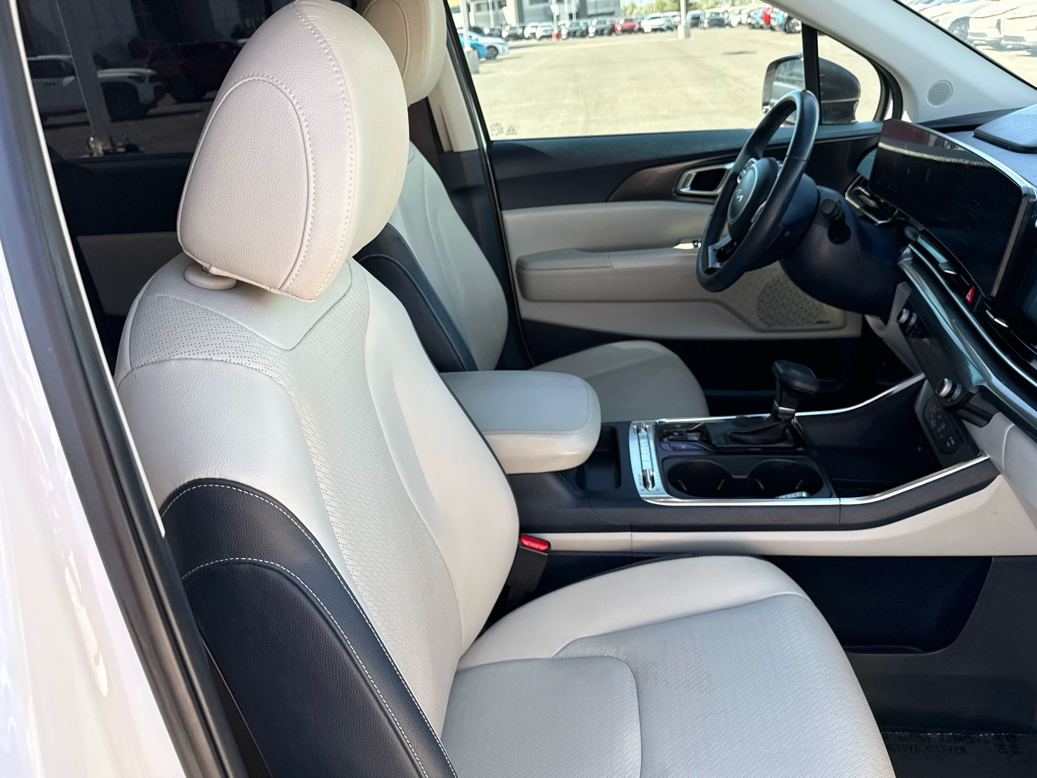 2025 Kia Carnival SX Prestige