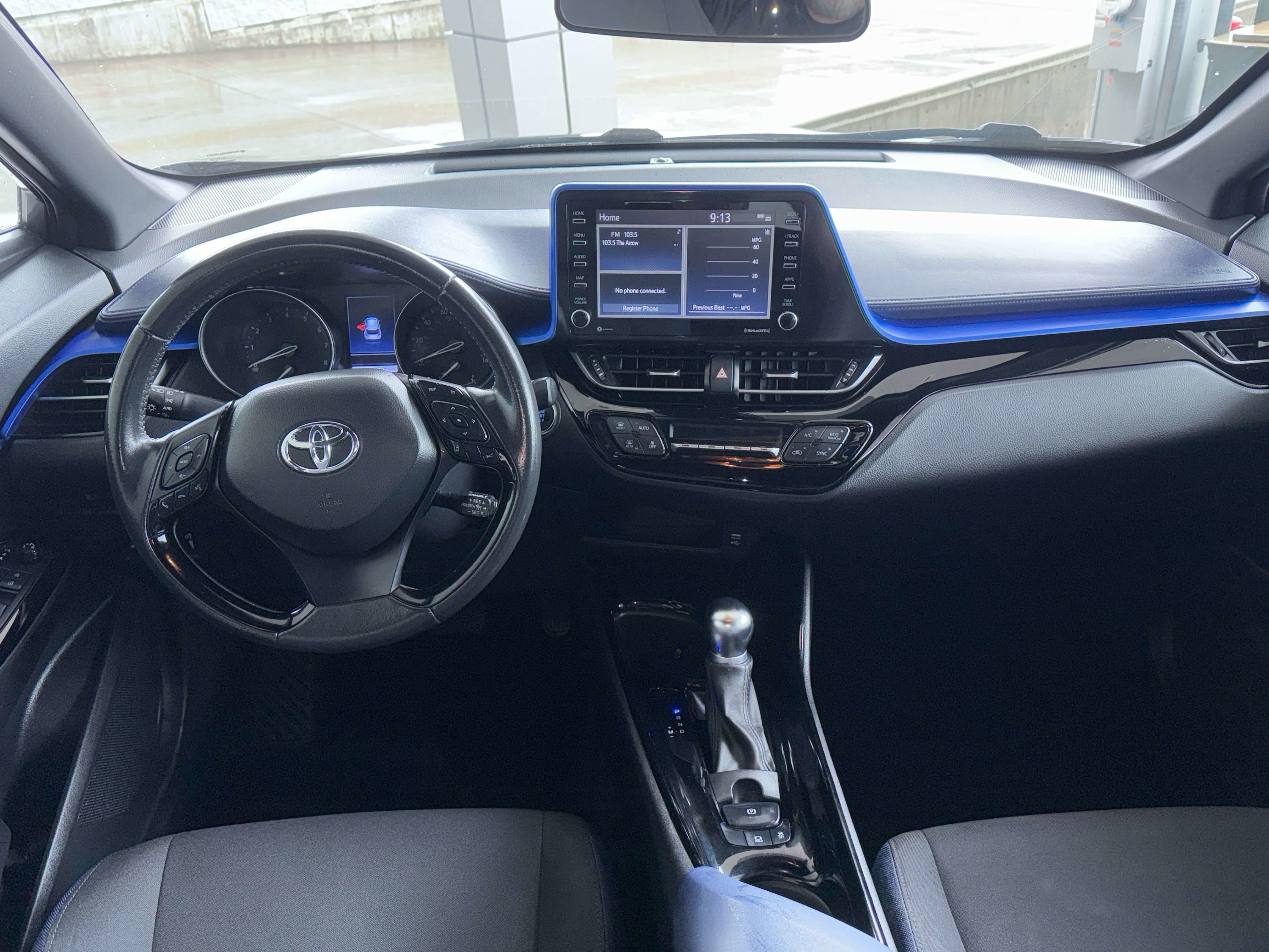 2022 Toyota C-HR XLE