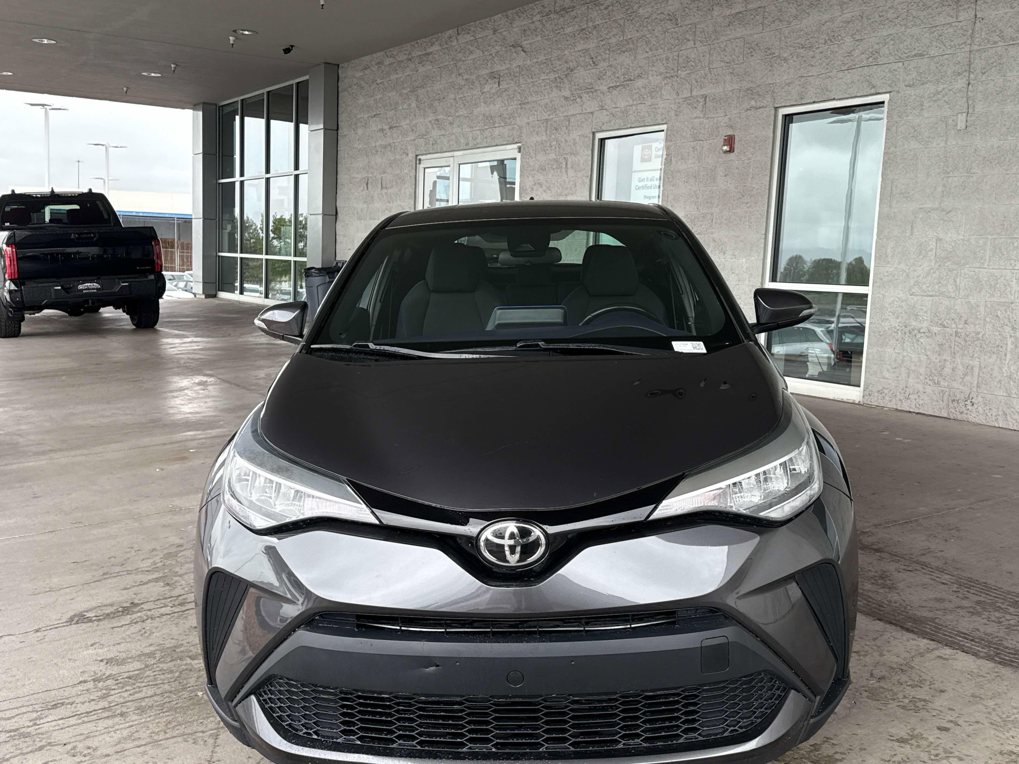 2022 Toyota C-HR XLE