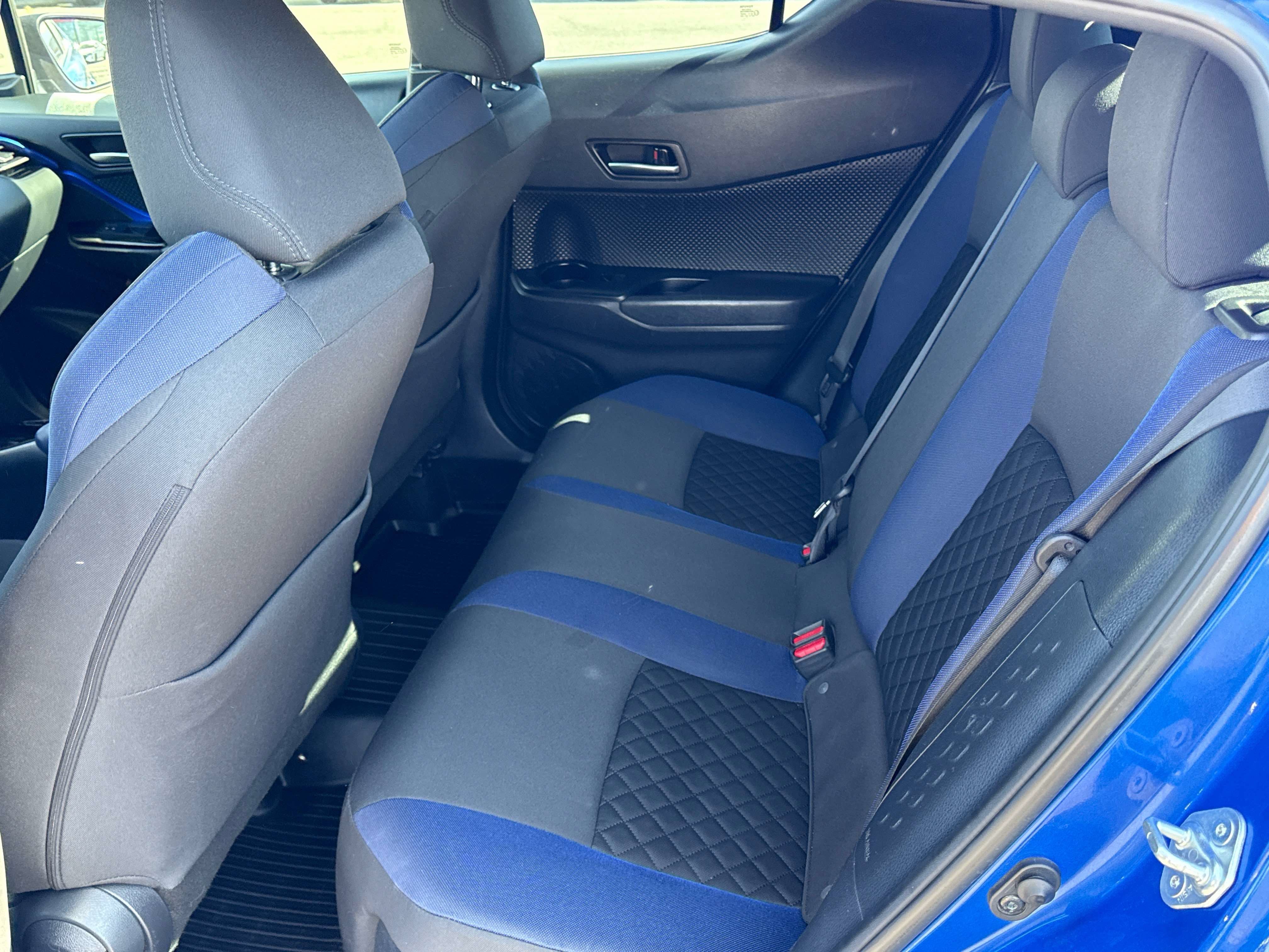 2022 Toyota C-HR XLE