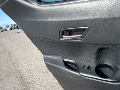 2022 Toyota C-HR XLE