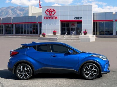 2022 Toyota C-HR XLE