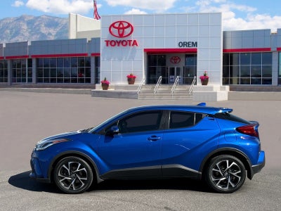 2022 Toyota C-HR XLE