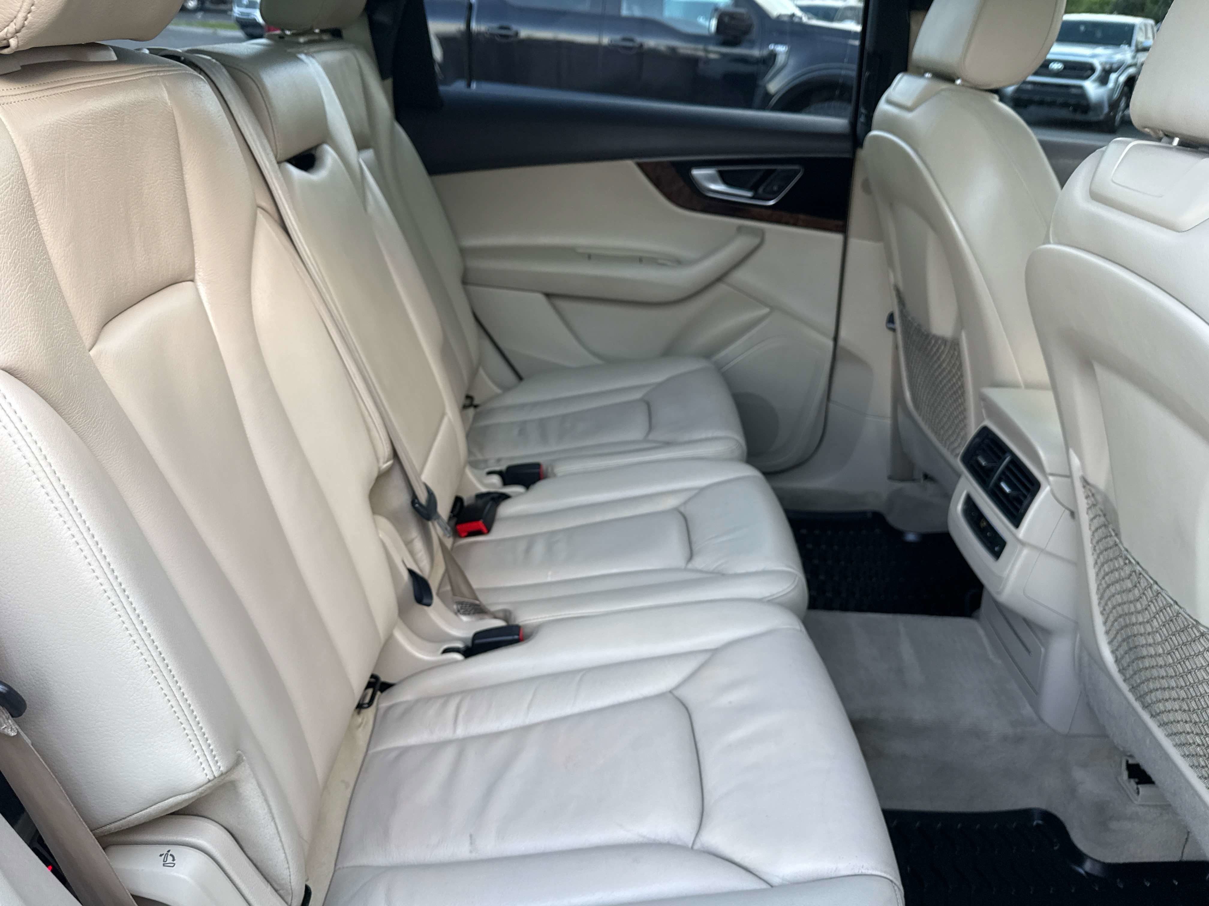2017 Audi Q7 Premium