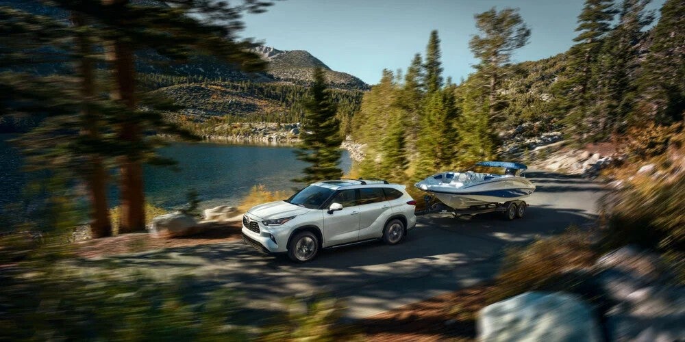 Compara la Toyota Highlander con la Competencia